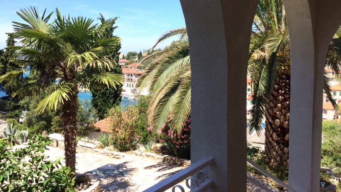Apartment In Maslinica 70M From The Sea Luaran gambar